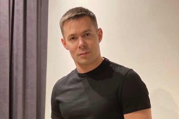 Сосуды, суставы и бесконечные ОРЗ: выяснилось, почему Стас Пьеха забыл про бабушку и сына