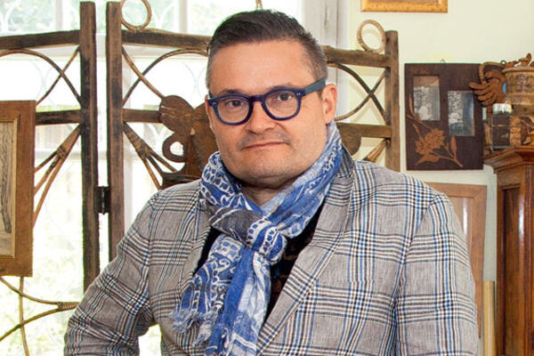 Александр Васильев рассказал о жизни в литовской усадьбе