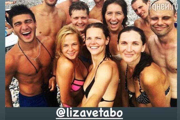 @lizavetabo/Instagram @lizavetabo/Instagram