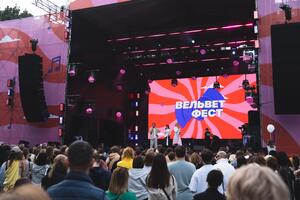 В«Р’РµР»СЊРІРµС‚ Р¤РµСЃС‚ 2026В» РѕР±РЅРѕРІРёР» Р»Р°Р№РЅР°Рї: Uma2rman, DAVA, РњРёР»Р°РЅР° РҐР°РјРµС‚РѕРІР° Рё Р·РІРµР·РґС‹ Tramplin Music