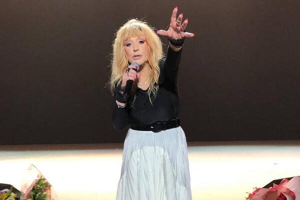 Ей уже не поможешь: Пугачева навсегда испортила себе лицо