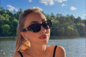 При полном параде и тяжелом люксе: внучка Маслякова отметила совершеннолетие 
