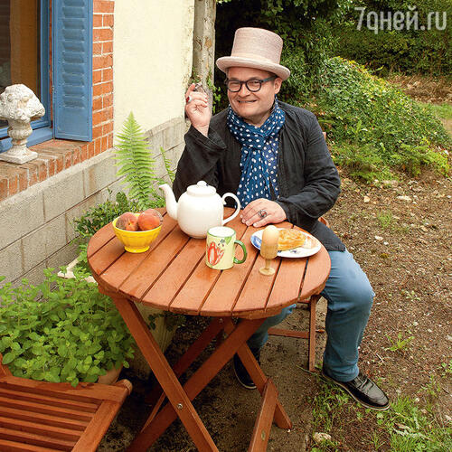 Александр Васильев