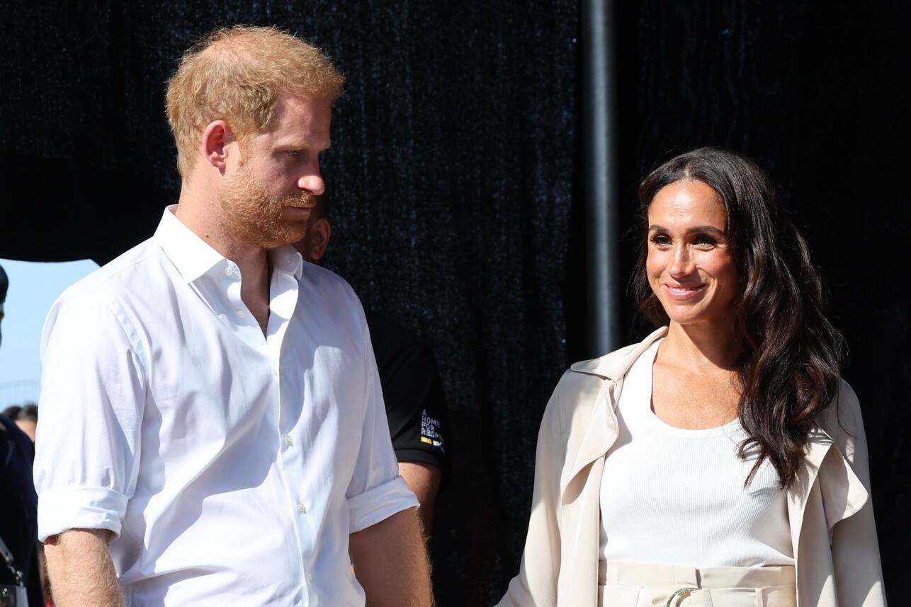 86 Тщетно пытаются затмить Кейт Миддлтон Рё Уильяма: Меган Рё Гарри прилетели РІ Р?орданию