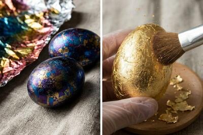 Космический мрамор или золото? Два способа покрасить яйца фольгой, которые поразят всех
