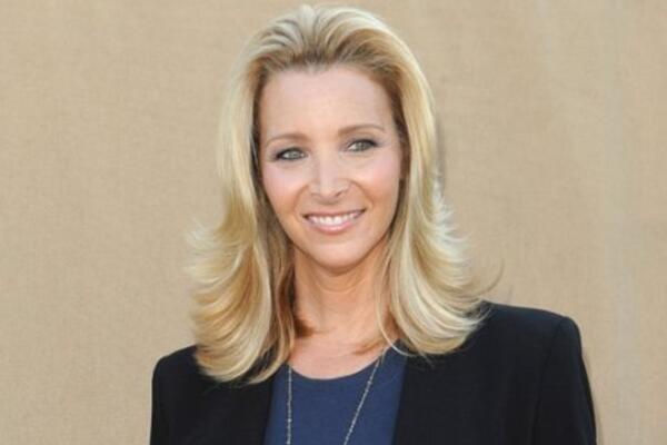 Звезда сериала «Друзья» сделала пластику в 16 лет