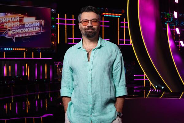 Пора подавать на развод: Чумакова засняли во время страстных танцев с блондинкой