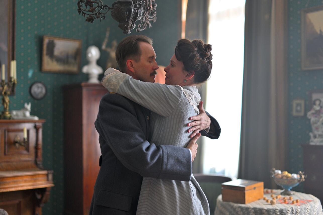 Р¤РѕС‚Рѕ СЃРѕ СЃСЉРµРјРѕРє СЃРµСЂРёР°Р»Р° В«РђСЂСЃРµРЅСЊРµРІВ»
