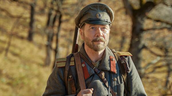 Вышел трейлер исторического сериала «Арсеньев» с Евгением Мироновым в главной роли