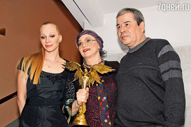 Нина Русланова с дочерью и мужем