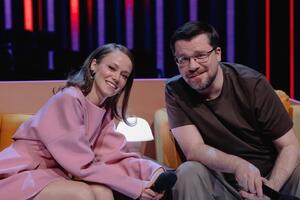 Жена Гарика Харламова сменила имидж и стала копией Кристины Асмус