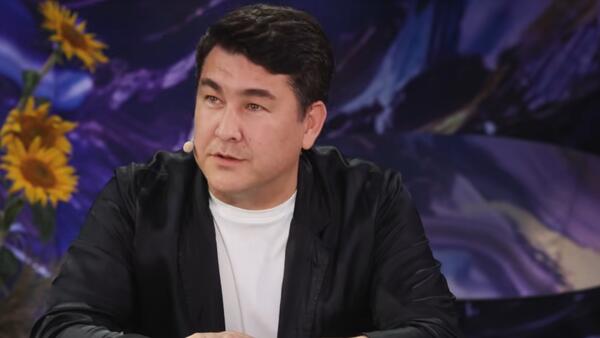 «Не заметил, как они выросли»: Азамат Мусагалиев поделился редким откровением о детях
