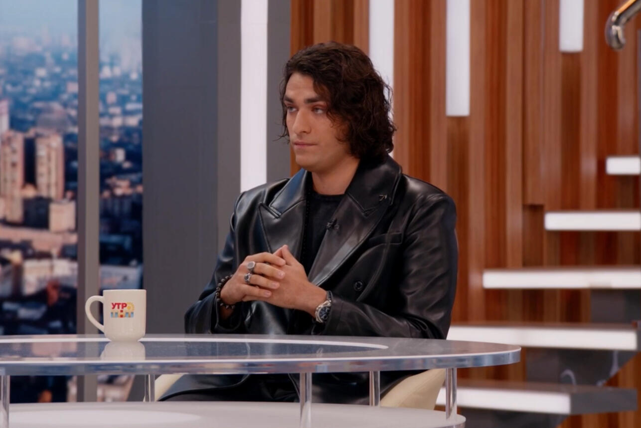 Звезда «Битвы экстрасенсов» Олег Шепс рассказал о своей девушке Полине Фрис: «Все пошло не так» Звезда «Битвы экстрасенсов» Олег Шепс рассказал о своей девушке Полине Фрис: «Все пошло не так»