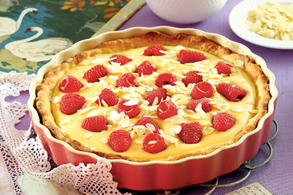 Рецепты от Юлии Высоцкой: десерт с малиной, «пальчики» из трески и запеканка из молодого картофеля со свеклой