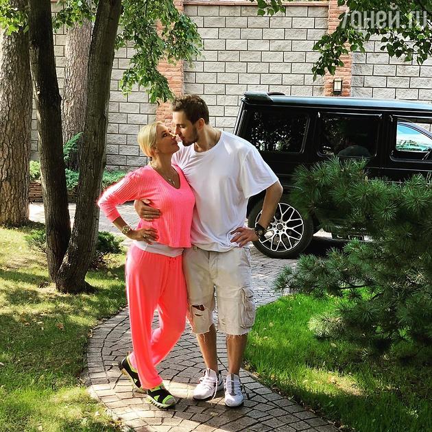 Лера кудрявцева фото 2017 с мужем thumbnail