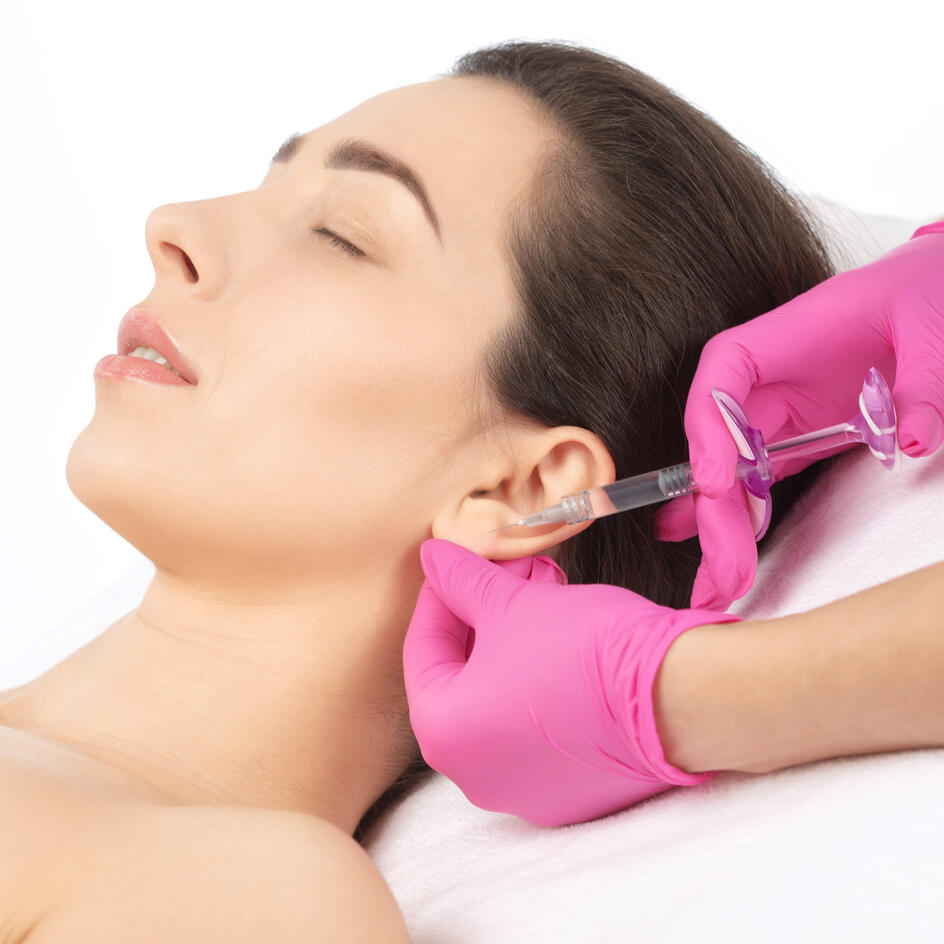 Ботокс в уши: можно ли похудеть с помощью новомодного метода