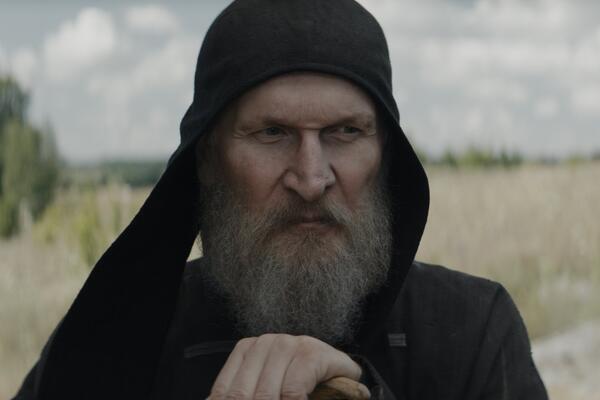 Федор Добронравов в образе Сергия Радонежского: новые кадры со съемок исторической драмы «Поле Куликово»