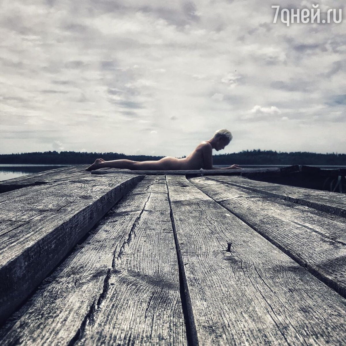 голая при дочке «Дочь-фотограф!» Дарья Мороз показала «голое» фото - 7Дней.ру
