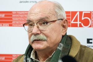 Второго шанса не будет: Михалков выразил надежду, что Ефремов его не подведет Второго шанса не будет: Михалков выразил надежду, что Ефремов его не подведет