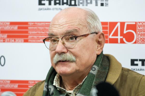 Второго шанса не будет: Михалков выразил надежду, что Ефремов его не подведет