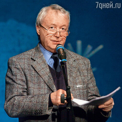 Спрашивают: «Почему ты пришел к вере?» — отвечаю: «Бог позвал». Как еще ответить, это ведь необъяснимо. Вера изменила во мне отношение к миру, к себе. Гала-концерт, посвященный открытию фестиваля «Лицедеи-open»