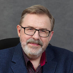 Михаил Лебедев