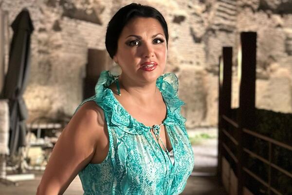 Продюсер заявил о провальном возвращении Нетребко в Россию