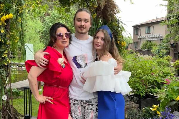 Сын Наташи Королевой пожаловался на проблемы в браке: «Бывает очень громко»