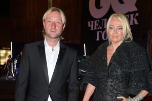 Рудковская про скандал с пластикой Плющенко: «Ему не с кем было посоветоваться» Рудковская про скандал с пластикой Плющенко: «Ему не с кем было посоветоваться»