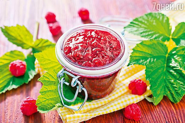 Малиновый десерт с лимоном