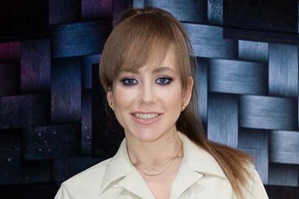 «Снова 15 лет!» Юлия Барановская сняла бинты и показала лицо