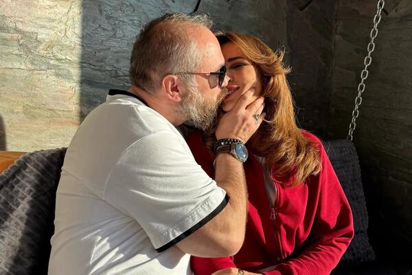 «Чувствую себя бабочкой»: Чехова перестала скрывать страсть на публике