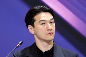 Подробности задержания Сабурова: отказался от депортации в наручниках