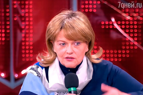 Поклонники артистки отмечают, что на свежих фото Александра выглядит похудевшей и помолодевшей
