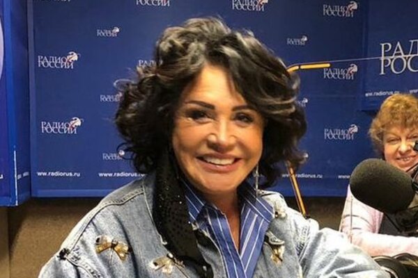 В Сети появилось фото Надежды Бабкиной до пластики лица