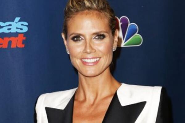 Образ дня: Хайди Клум в элегантном смокинге 