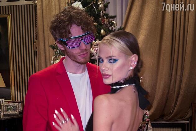 Никита Пресняков и Алена Краснова - фото