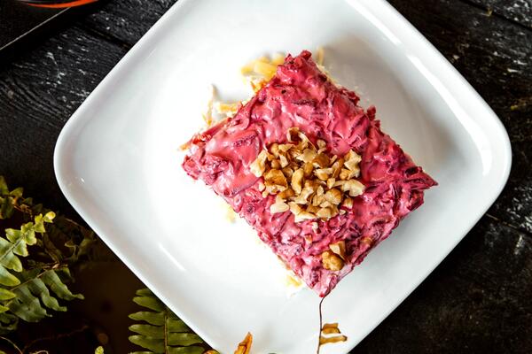 Сколько «живут» селедка под шубой и холодец: как хранить новогодние блюда