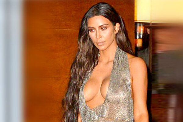 Образ дня: Ким Кардашьян в Paco Rabanne и Fannie Schiavonu