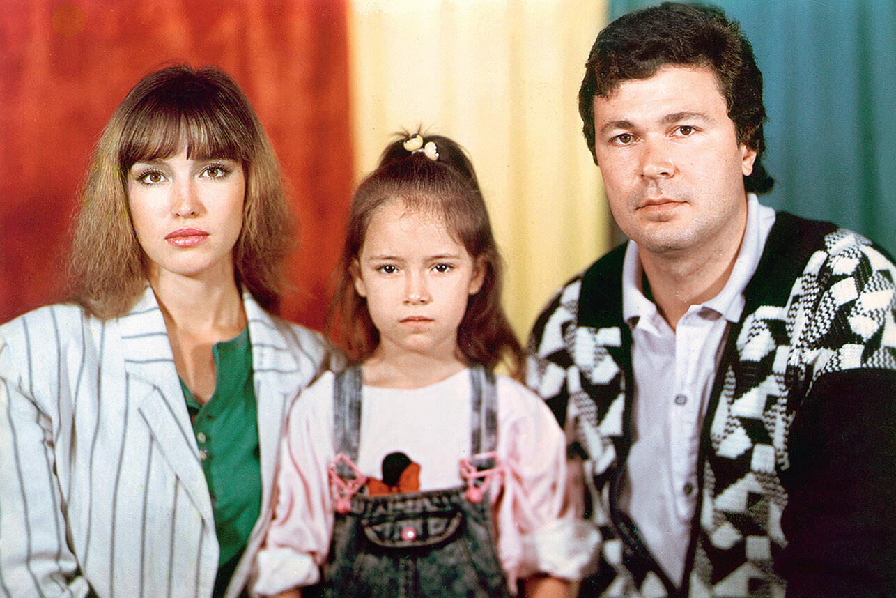 Анна Самохина с мужем и дочкой