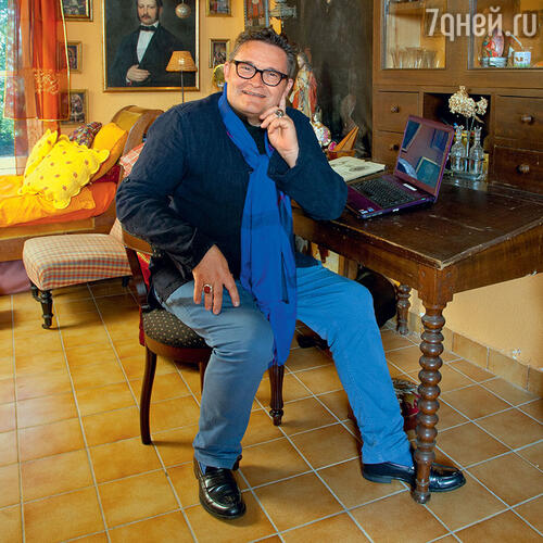 Александр Васильев