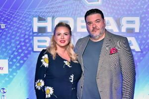 Сбежал и даже рыбок не покормил? Семенович осталась без женатого любовника