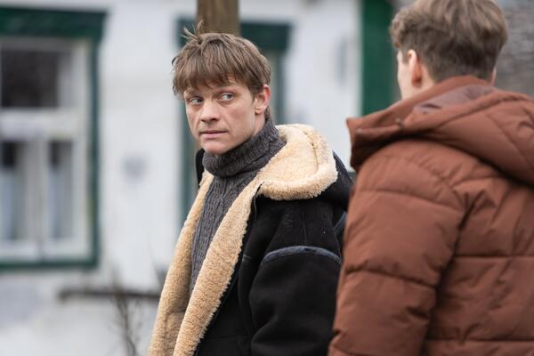 Евгений Ткачук и Елена Яковлева сыграют в исторической драме «Держаться за землю»