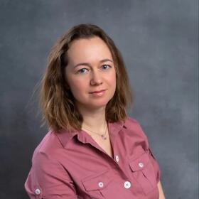 Анна Куликова      