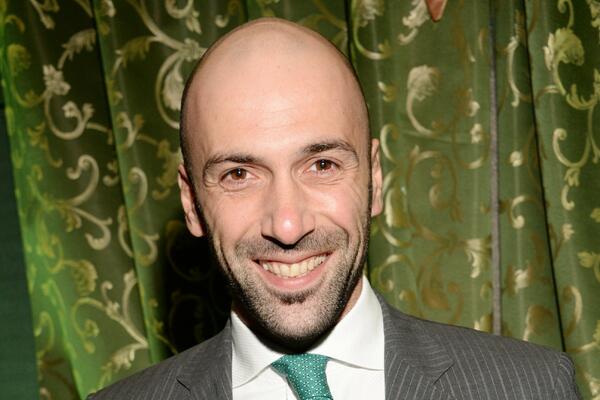 Евгений Папунаишвили повторил рискованный трюк на съемках шоу