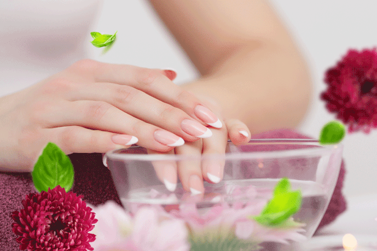 Ванночки для ногтей в домашних условиях: 10 лучших рецептов для укрепления и роста ногтей
