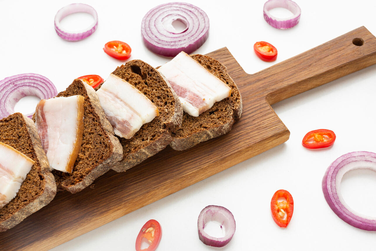 Ешьте сало на здоровье: организм скажет только спасибо, если соблюдать важные правила Ешьте сало на здоровье: организм скажет только спасибо, если соблюдать важные правила