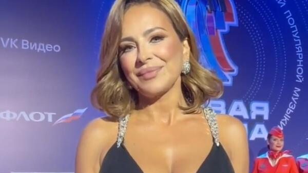 Ани Лорак рассказала, о чем советуется с Филиппом Киркоровым: «Он смотрит все»