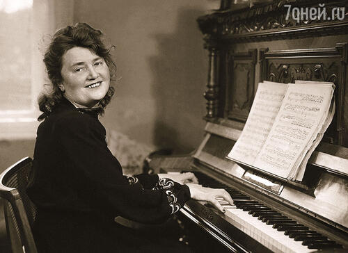 Моя свекровь – Мария Семеновна Стеблова. Снимок сделан в Берлине в 1946 году