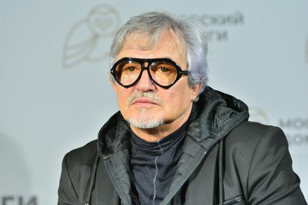 6 миллионов за расстегнутую ширинку: Дибров попал в неприятности после фиаско